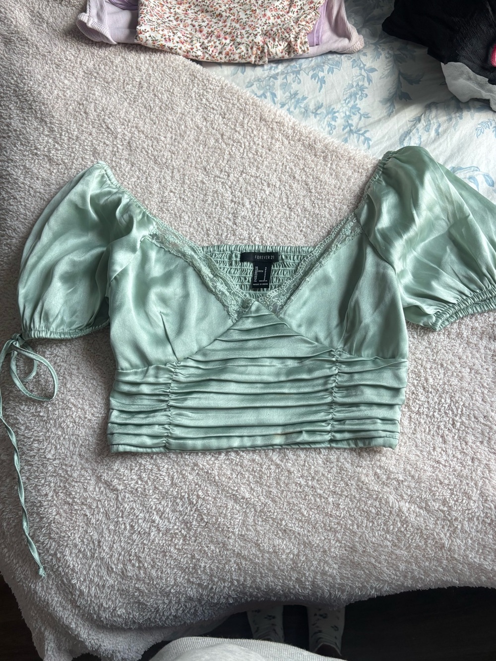 Forever 21 Mint Satin Ruched Puff-Sleeve Crop Top